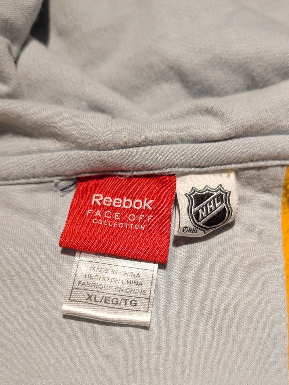Reebok Navy and Gold Buffalo Sabres Zip-Up Hoodie  Size XL - Picture 3 of 8